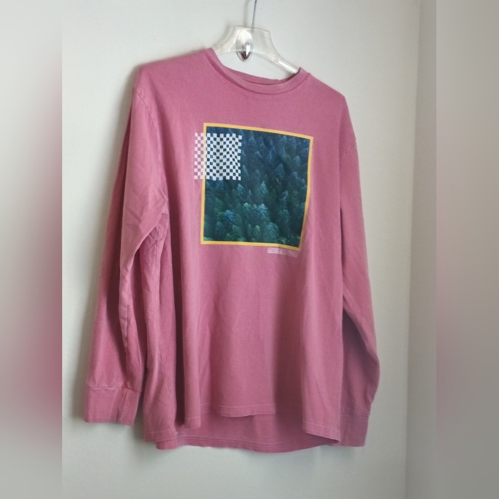 American Eagle Shirt Men 2XL Pink Graphic Long Sleeve Tee Layering Academia 90s